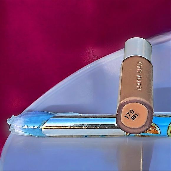 Fenty Pro Filt’r Instant Retouch Concealer (Shade #170) + Concealer Brush - Picture 7 of 12